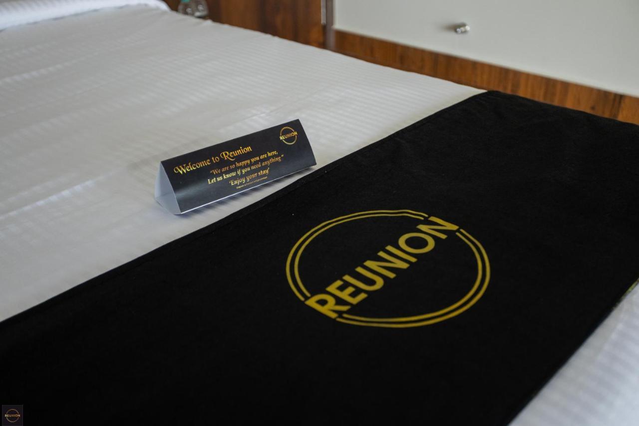 Reunion Ocean Manor - Beach House Udupi Buitenkant foto