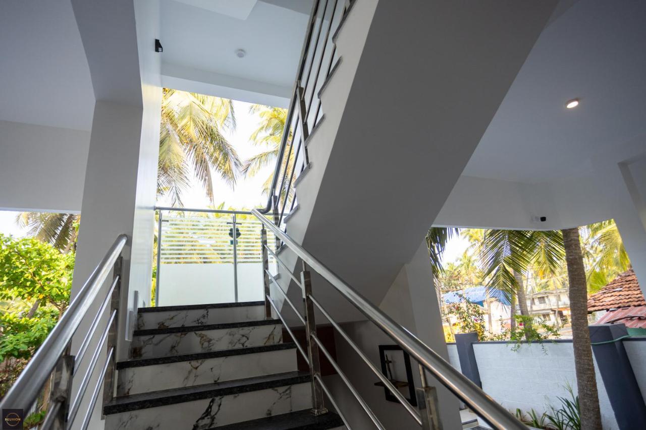 Reunion Ocean Manor - Beach House Udupi Buitenkant foto