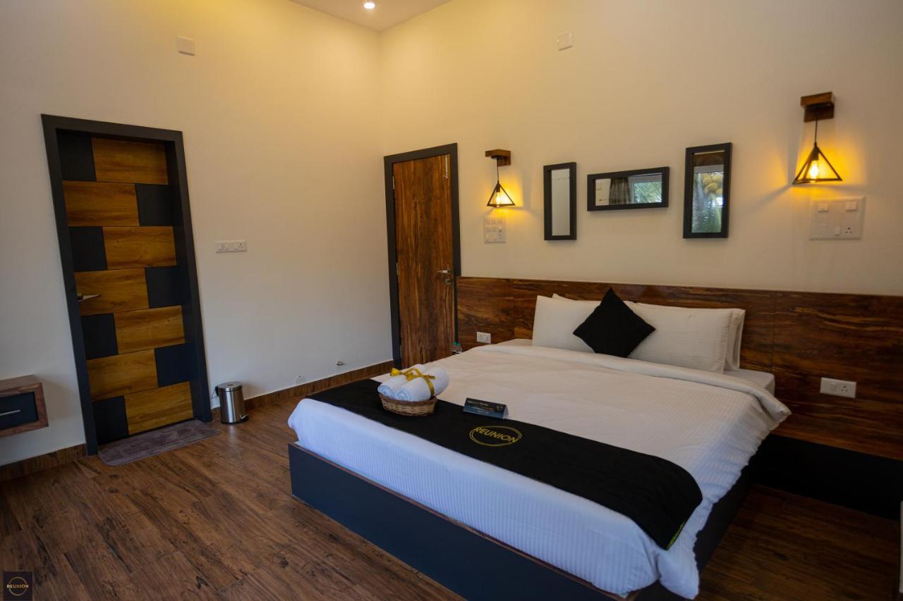 Reunion Ocean Manor - Beach House Udupi Buitenkant foto