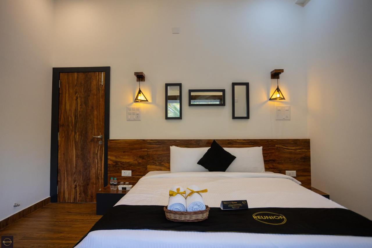 Reunion Ocean Manor - Beach House Udupi Buitenkant foto