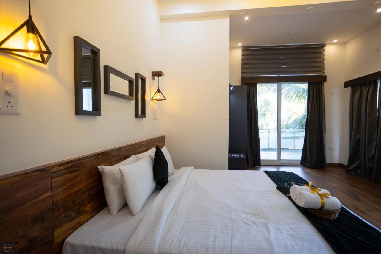 Reunion Ocean Manor - Beach House Udupi Buitenkant foto