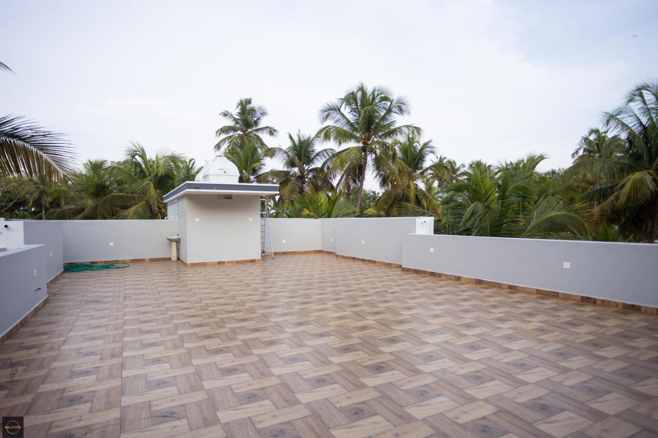 Reunion Ocean Manor - Beach House Udupi Buitenkant foto